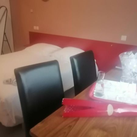 Hotel Francois Ier Bagneres-de-Luchon Экстерьер фото