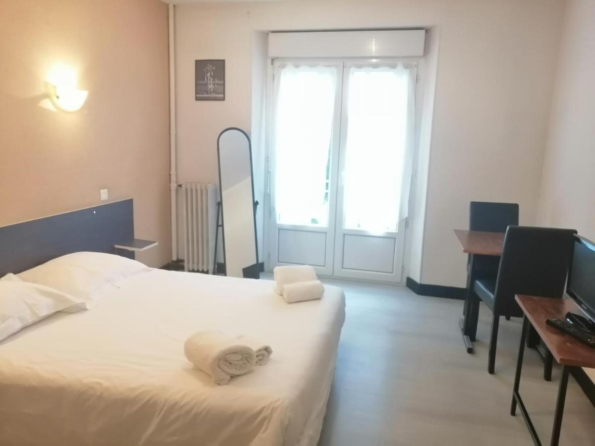 Hotel Francois Ier Bagneres-de-Luchon Экстерьер фото